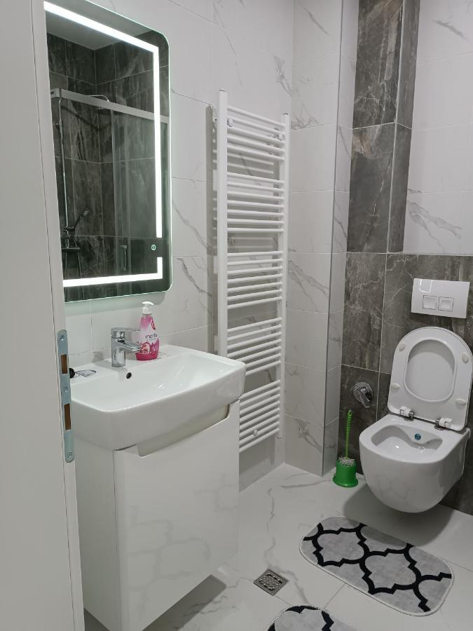 Bulevar C4 * Sarajevo